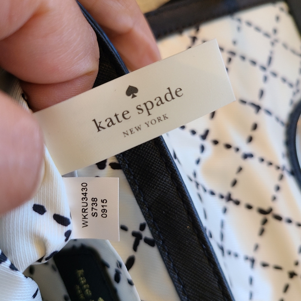 Kate Spade - Newbury Lane Sally- leather crossbody - Picture 12 of 12